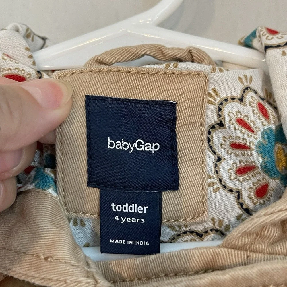 Baby GAP Girls 4T Tan Hooded Cotton Jacket Button Up Paisley Lined Cute